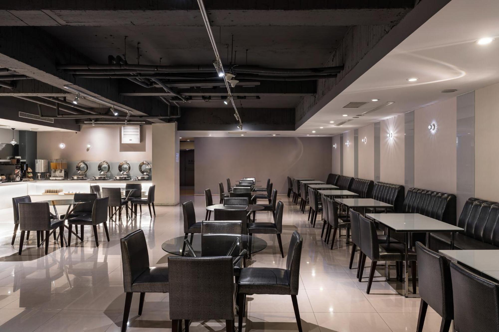 The Riverside Hotel Esthetics Kaohsiung Exterior photo